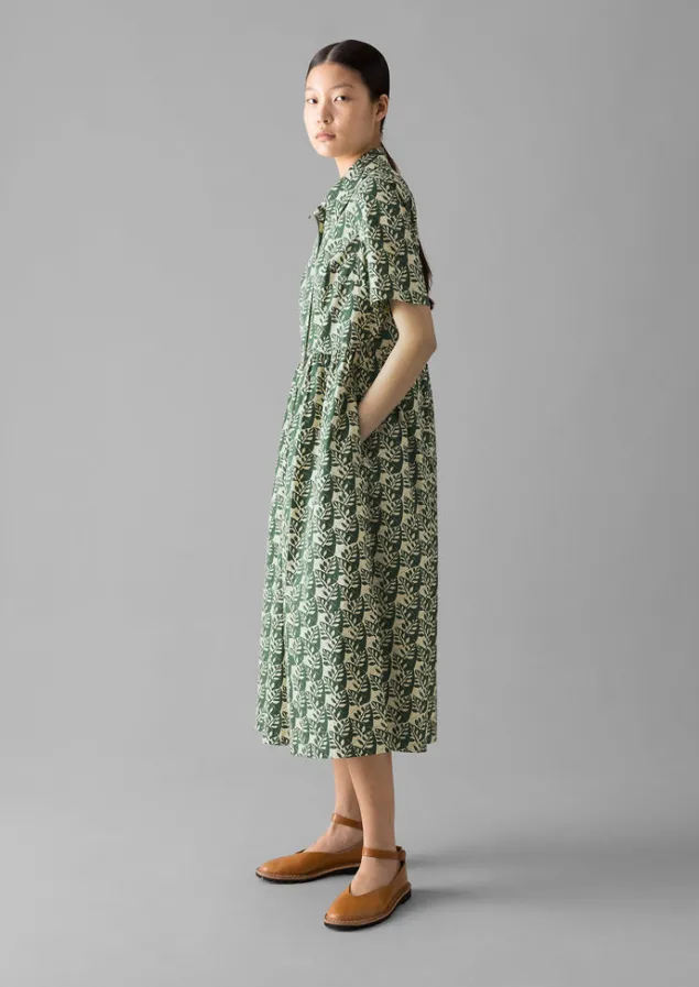 selma_cotton_shirt_dress_3-1.webp Dresses-TOAST Selma Cotton Shirt Dress Ecru/SerpentineGreen