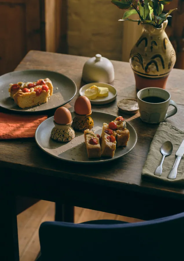 stonewashed_cutlery_set_4.webp Kitchen | Tableware-TOAST Stonewashed Cutlery Set Silver