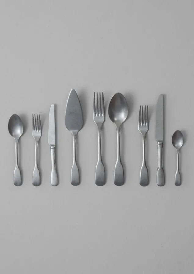stonewashed_serving_set_1.webp Kitchen | Tableware-TOAST Stonewashed Serving Set Silver