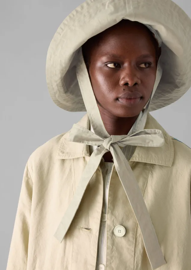 studio_kettle_waxed_cotton_hat_2.webp Hats, Scarves & Gloves-TOAST Studio Kettle Waxed Cotton Hat Concrete