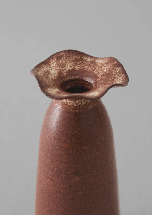 sz_ceramics_frill_neck_vase_8.webp Decorative Pieces | Ceramics-TOAST SZ Ceramics Frill Neck Vase Chestnut