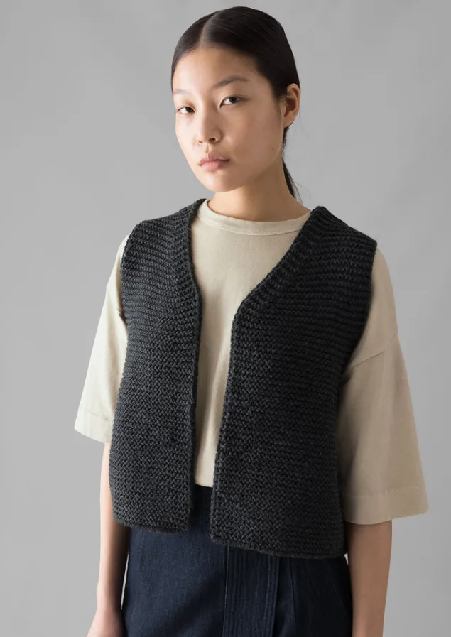 textured_knit_gilet_3-1.webp Knitwear-TOAST Textured Knit Gilet Charcoal