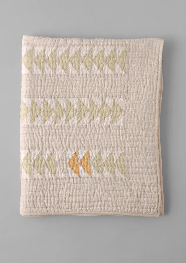 triangle_patchwork_check_cotton_quilt_5.webp Textiles | Blankets & Throws-TOAST Triangle Patchwork Check Cotton Quilt SoftFern/Sand