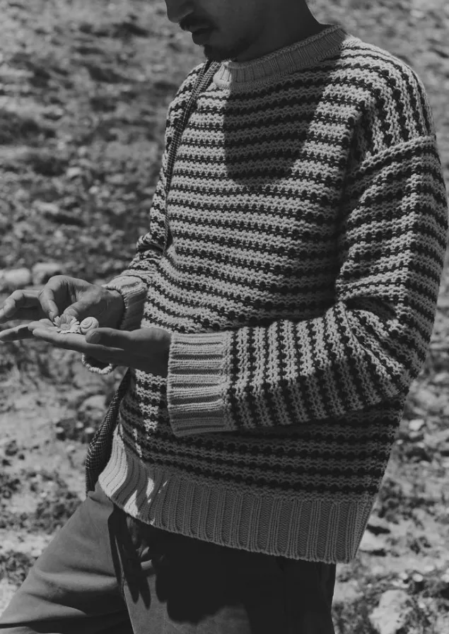 tucking_stripe_wool_cotton_sweater_1.webp Knitwear-TOAST Tucking Stripe Wool Cotton Sweater Ecru/Navy