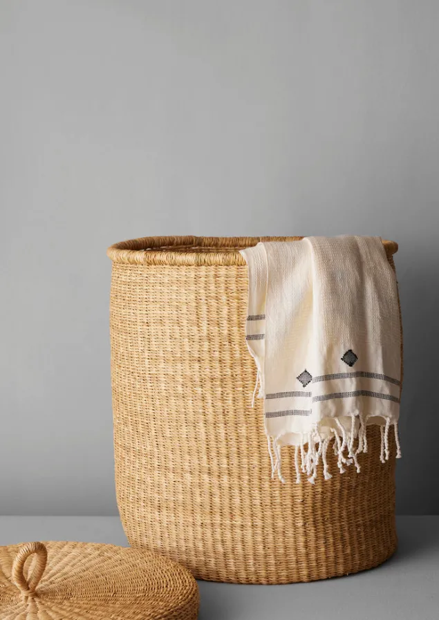veta_vera_laundry_basket_10.webp Bathroom | Baskets-TOAST Veta Vera Laundry Basket Natural