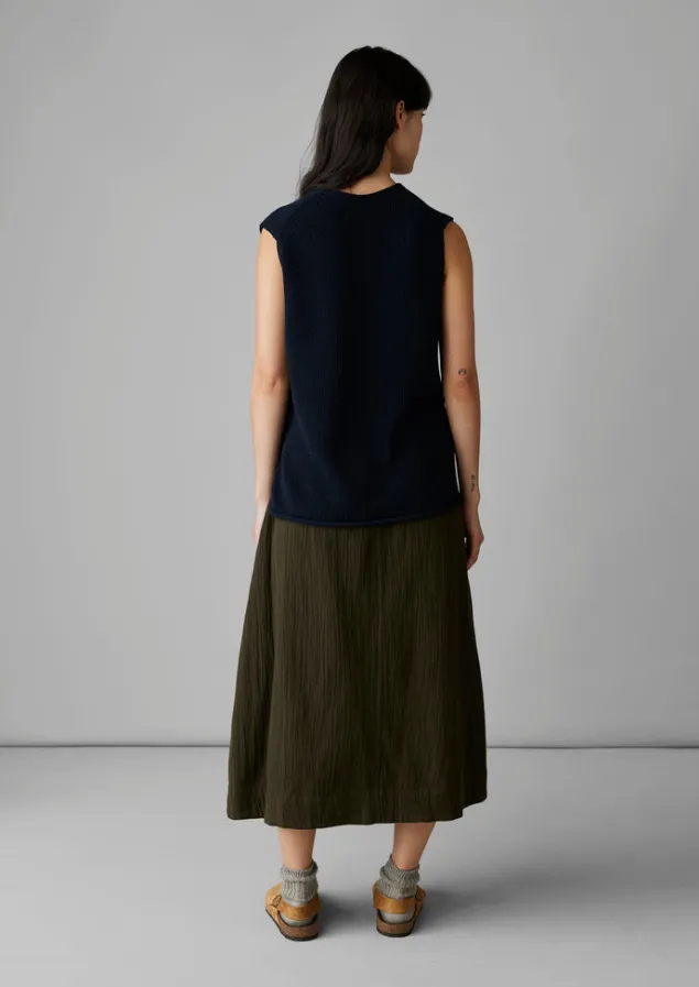 vneck_linen_cotton_knitted_tank_4-1.webp Linen | Loungewear-TOAST V-Neck Linen Cotton Knitted Tank DarkNavy