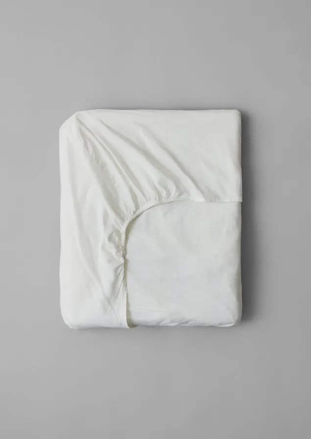 washed_linen_cotton_fitted_sheet_1-1.webp Textiles | Bed Linen-TOAST Washed Linen Cotton Fitted Sheet Ecru