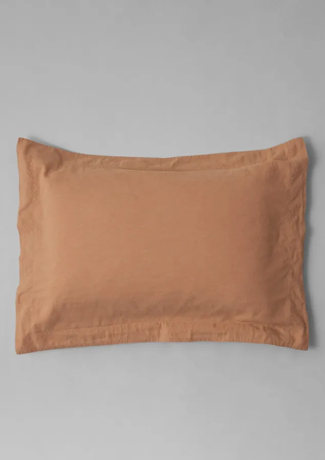 washed_linen_cotton_oxford_pillowcase_set_5-1.webp Textiles | Bed Linen-TOAST Washed Linen Cotton Oxford Pillowcase Set Bracken