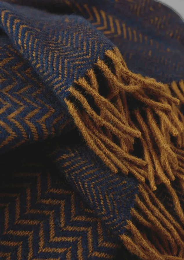 zig_zag_wool_blanket_8-1.webp Textiles | Blankets & Throws-TOAST Zig Zag Wool Blanket Navy/Caramel